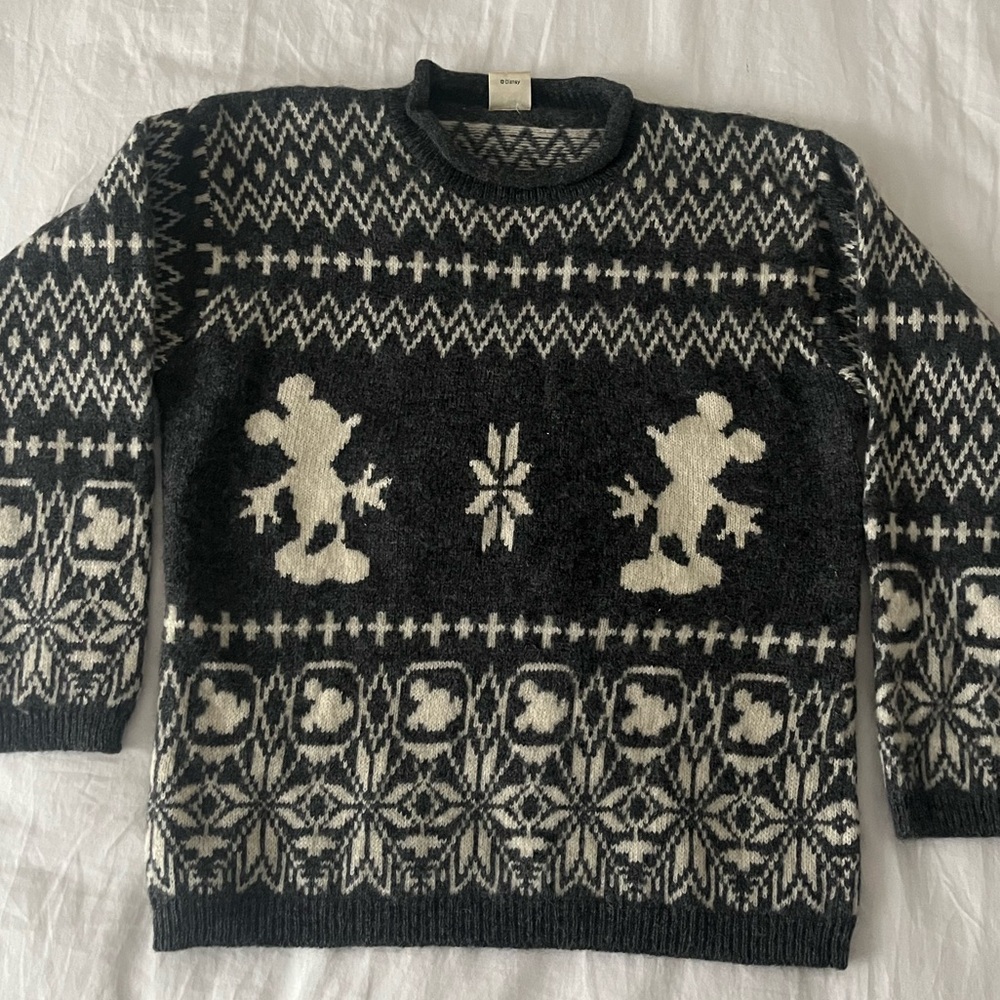 ✨Rare Vintage Disney 100% Wool Mickey Scandi Fair Isle Sweater